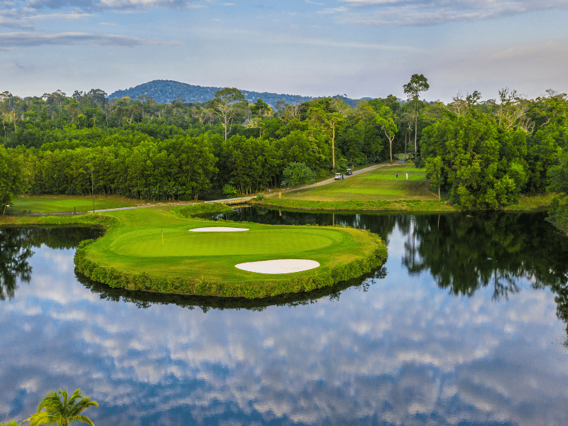 Phu Quoc Island Golf Tour 4D3N2R from 395 USD 4* hotel